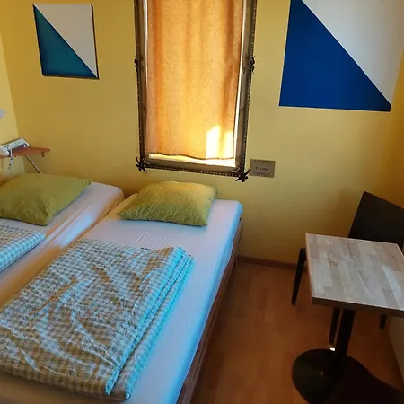 Oldtown Hostel Otter-3