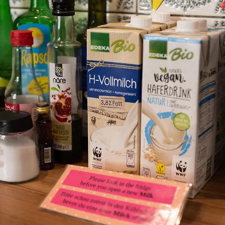 Lotte - The Backpackers-3