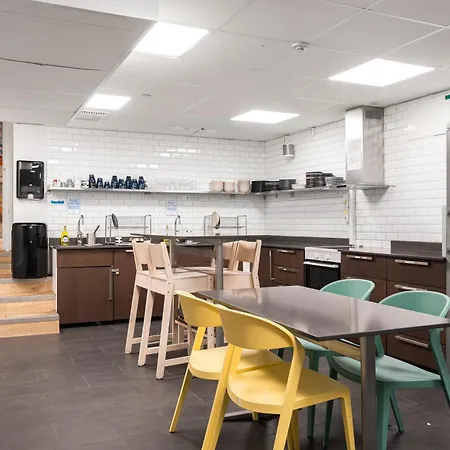 City Hostel-2