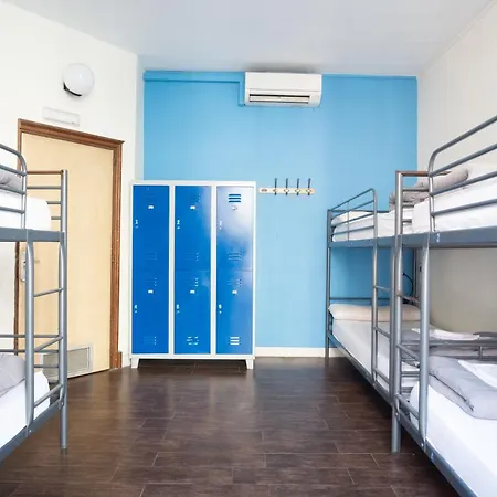 360 Hostel Centro-3