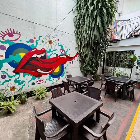 Rock Hostel Medellin-3