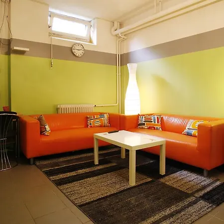 Happy Bed Hostel-2