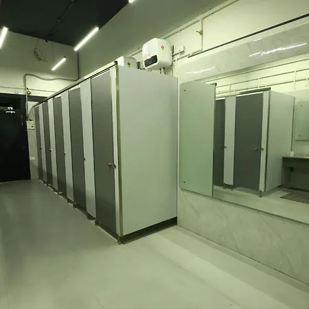 Metro Pod Hotel At New Delhi Metro & Railway Station-2