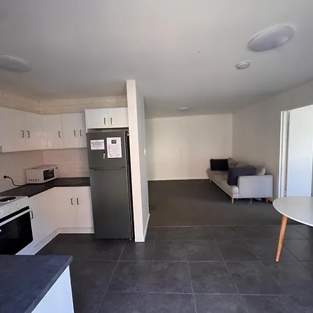 Mumma'S Hostel Surfers Paradise - 18 To 40 Years Old - Passport Only-2