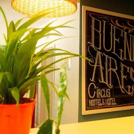 Circus Hostel-2