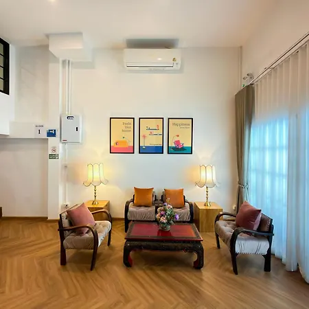 Sleep Walker Poshtel-2