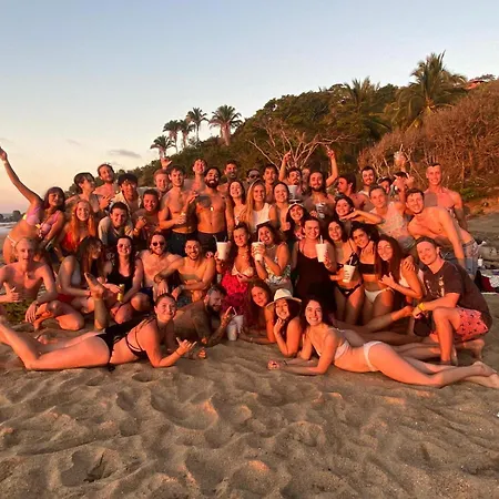 La Redonda Surf Hostel Sayulita-3