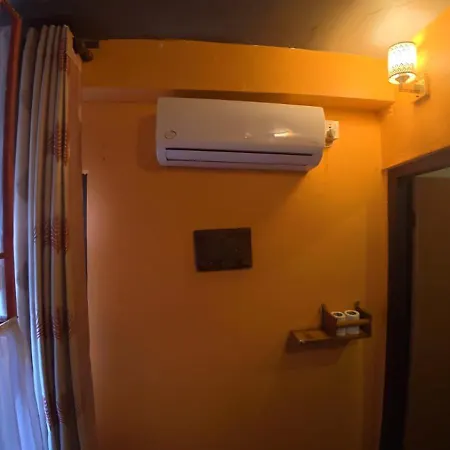 Kiwi Backpackers Hostel Pokhara-2