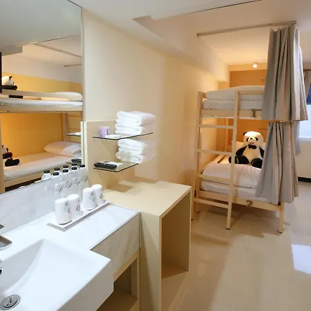 Lucky Panda Hotel-3