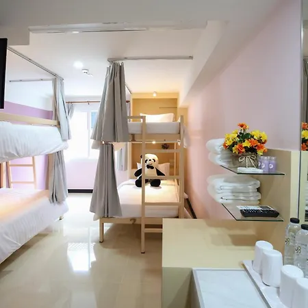 Lucky Panda Hotel-2