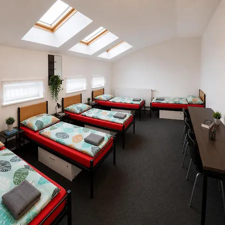 Hostel V38-2