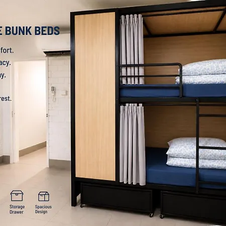 Capsule Perth City Backpackers Hostel - Note - Valid Passport Required To Check In-3