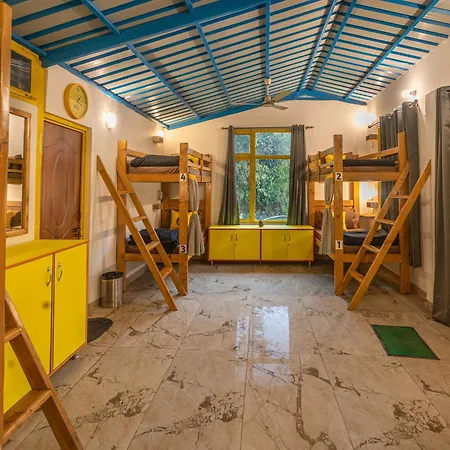 The Hosteller Mussoorie By The Streamside, Kempty-2