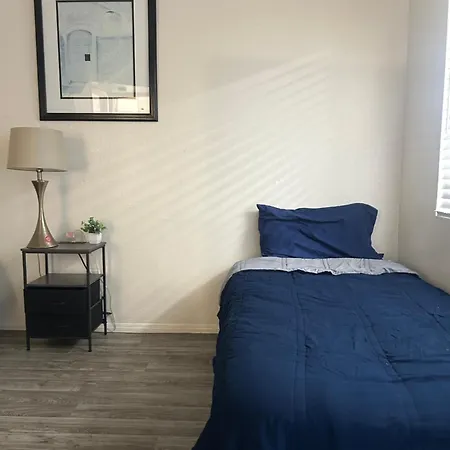 Cozy Hostel For Individuals-2