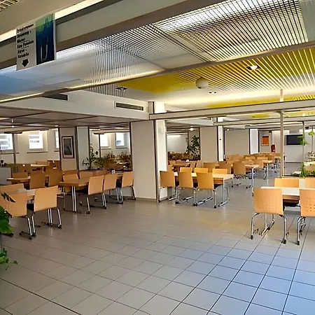 Hostel Haus International-3