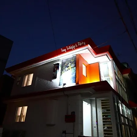 Time Travelers Party Hostel In Hongdae-2