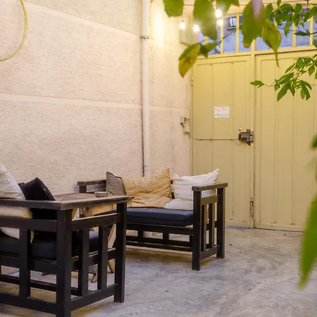 Buff Hostel Tirana-2