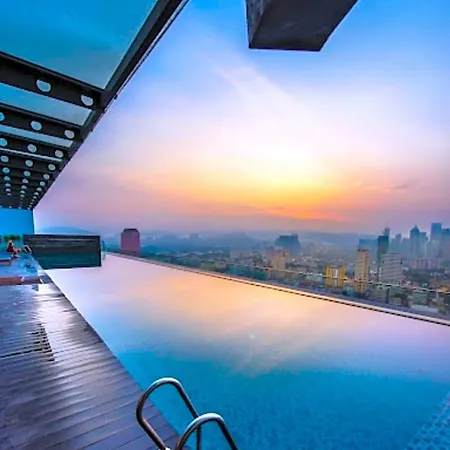 Regalia Skypool Klcc-2
