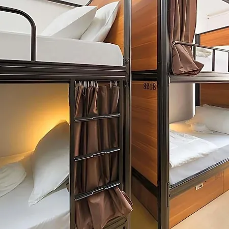 7 Wonders Hostel At Upper Dickson-2