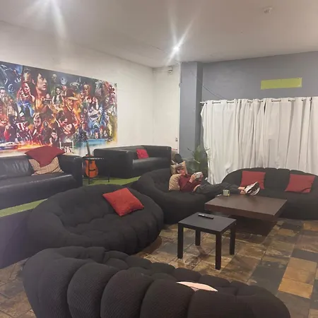 Spiral Backpackers Hostel - Valid Passport Required To Check In-2