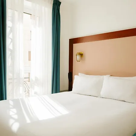 Glint Paris-2