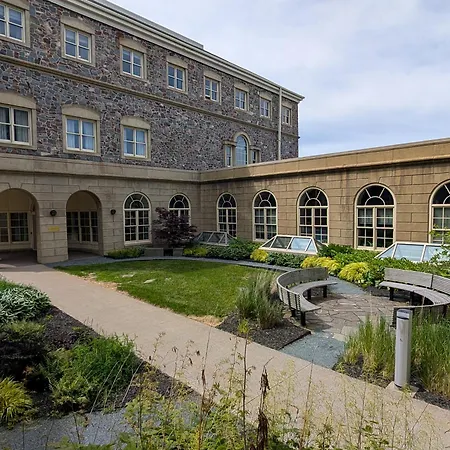 University Of King'S College-3