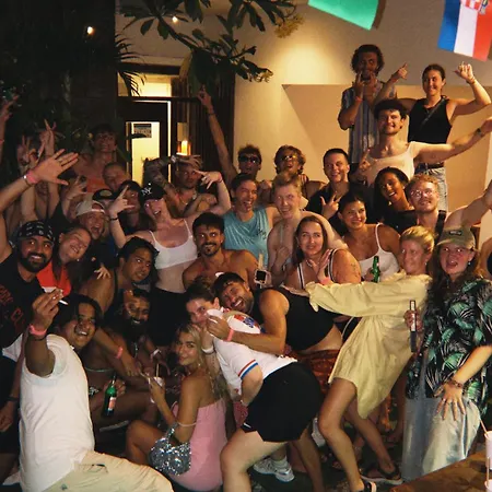 Atlas Gili Party Hostel-2