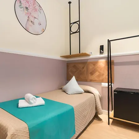 Hostal Evocare Madrid-2