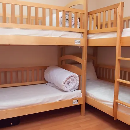 Globus Hostel-3