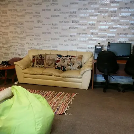 Loft 109 Backpackers Hostel-2