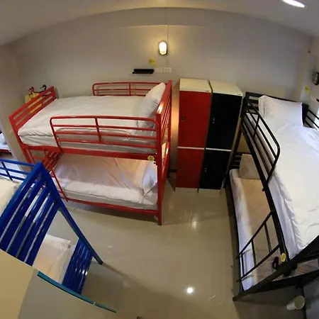 S1Hostel Bangkok-2