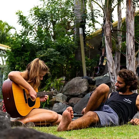Backpackers By The Bay-2