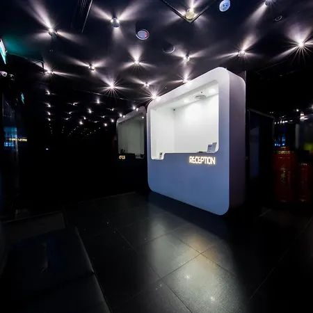 Sleepbox Hostel-2