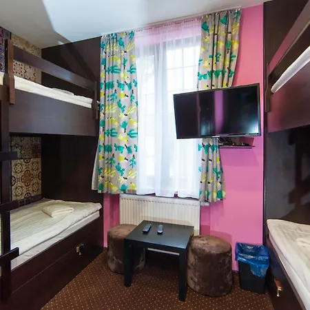 World Hostel - Old Town-2