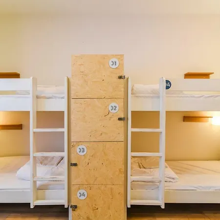Slo Hostel Lyon Saxe-2
