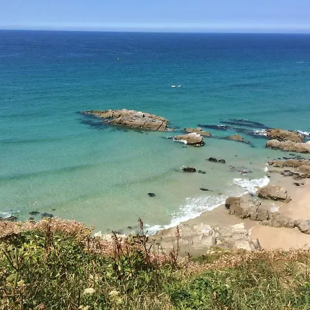 Boonkeys Surf Lodge-2