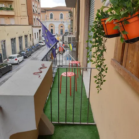 Pisa Train Station Hostel-3