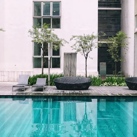 Regalia Skypool Klcc-3