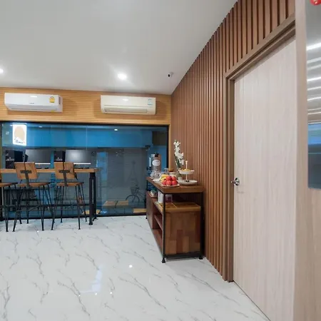 The Moon Night Hotel-2
