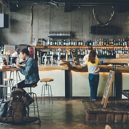Nui. Hostel & Bar Lounge-2