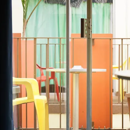 Banana Bungalow West Hollywood Hotel & Hostel-2