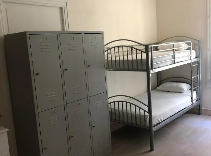La Promenade House Hostel Nice