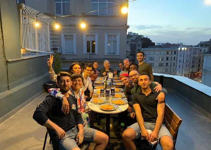 Le Banc Hostel Istanbul