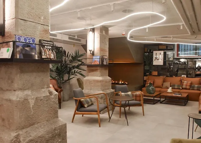 Latroupe La Granja Hostel Bilbao