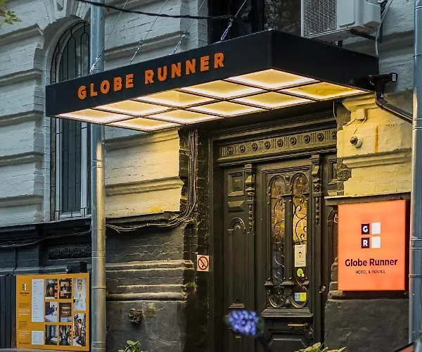 Globe Runner Rooms & Dorms Kiev