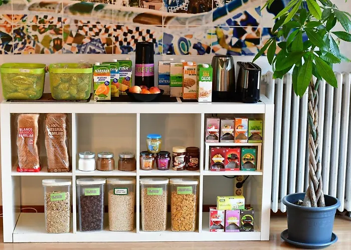 Fabrizzios Terrace Hostel Barcelona