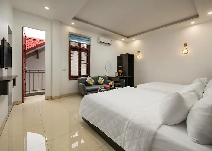 Hanoi Airport Suites Hostel & Travel Phu lo Dong