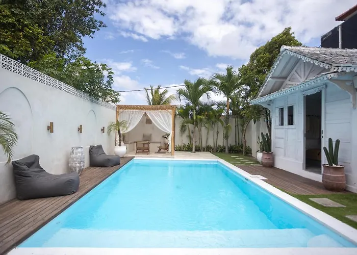 Gypsy Moon Bali Hostel Canggu 