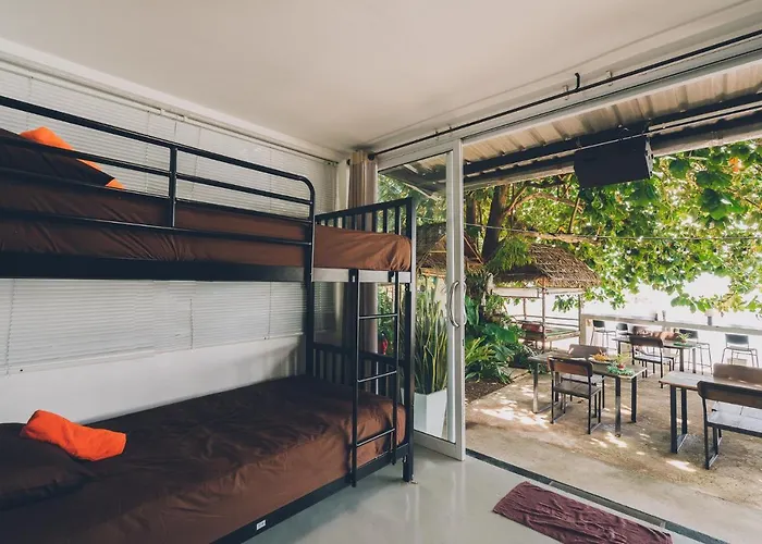 Chill Inn Lamai Hostel & Beach Cafe Koh Samui