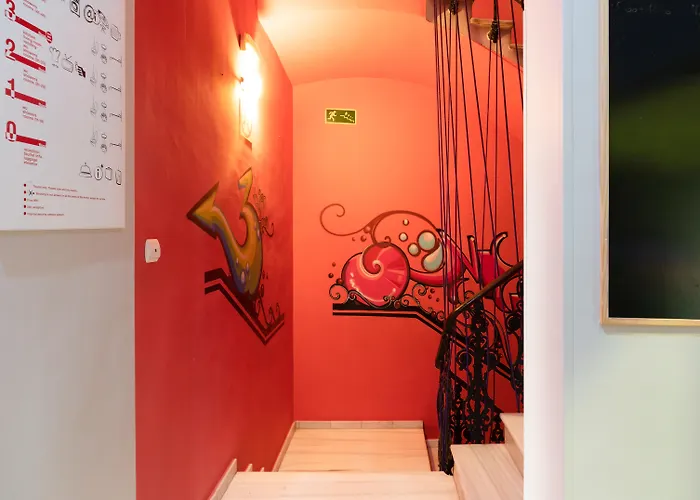 Red Nest Hostel Valencia